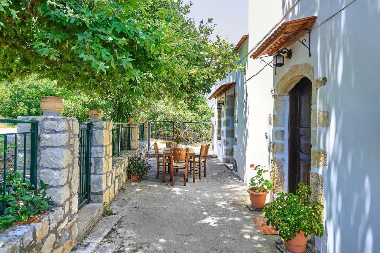 Platanos Stone House Villa Kalyves Exterior photo